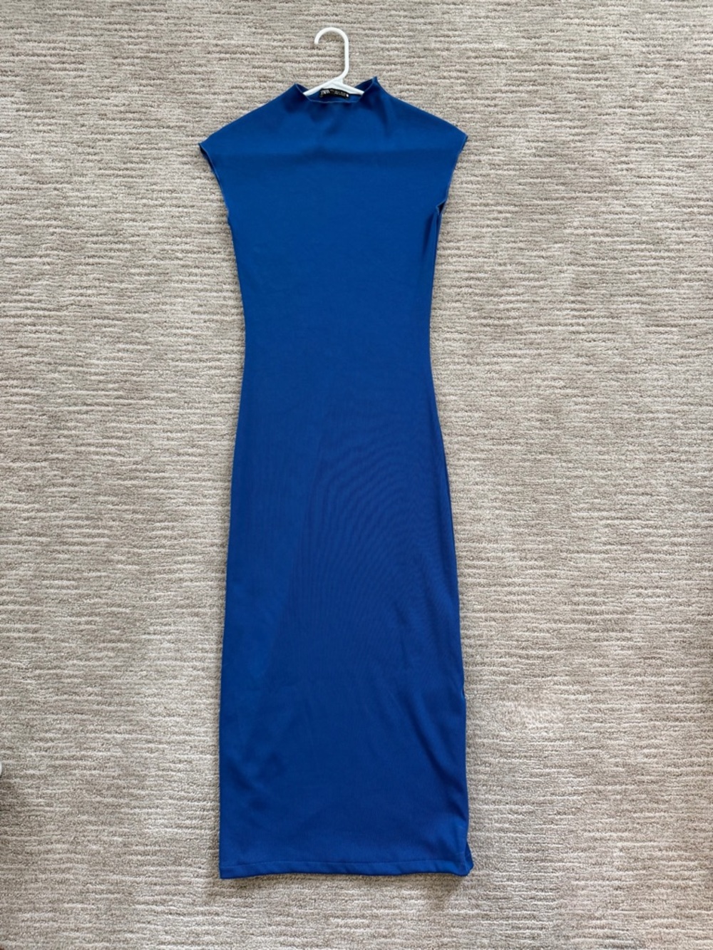 Zara size small, NWOT, Sleek Royal Blue Cap-Sleeve Bodycon Dress